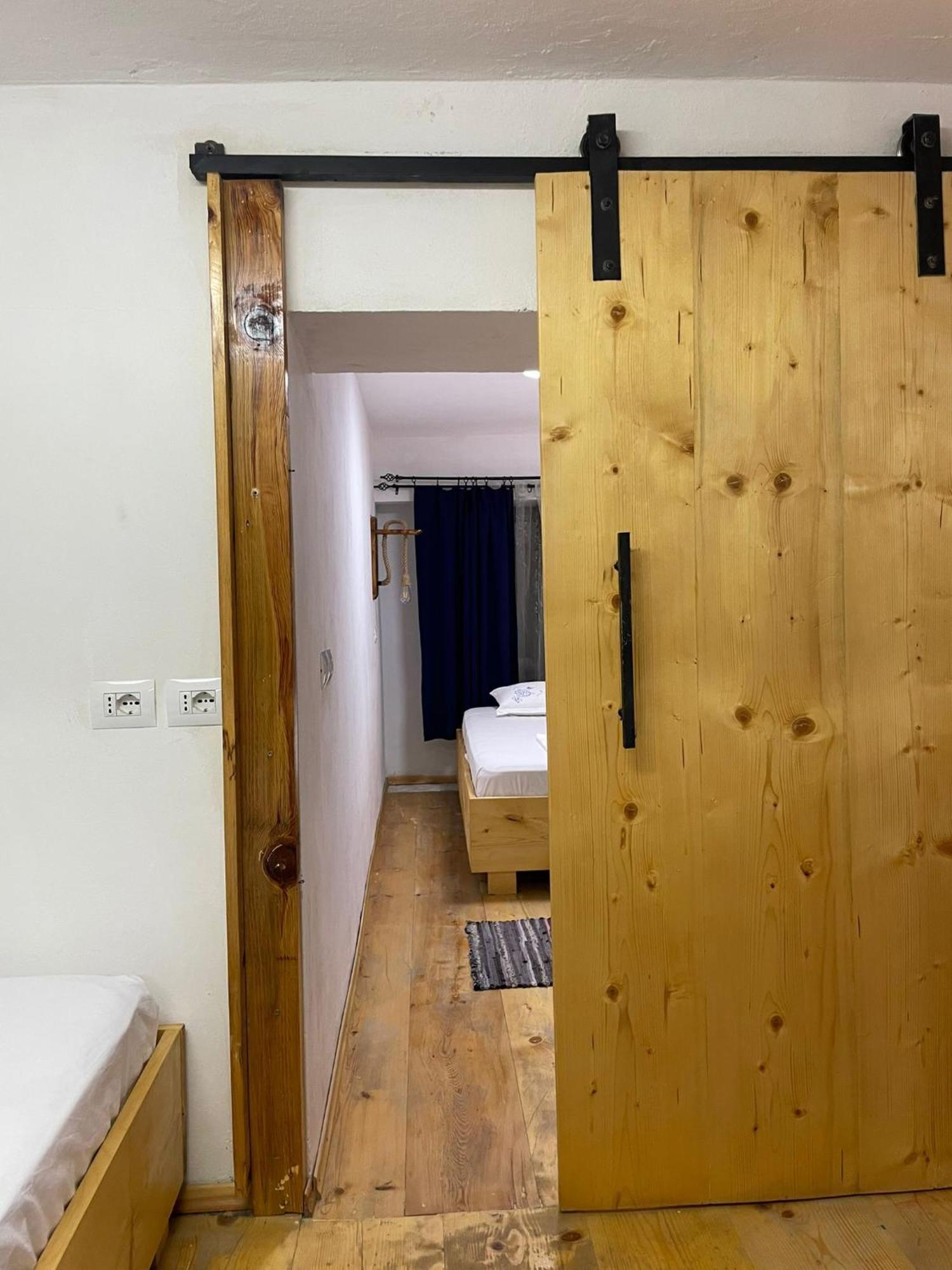 My Wooden Apartments Tirana Exterior foto